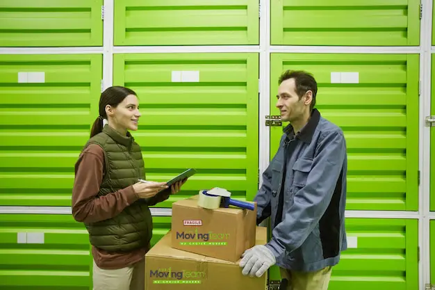 storage solutions auckland, A clean and secure storage unit in Auckland, offered by The Moving Team for short and long-term solutions.